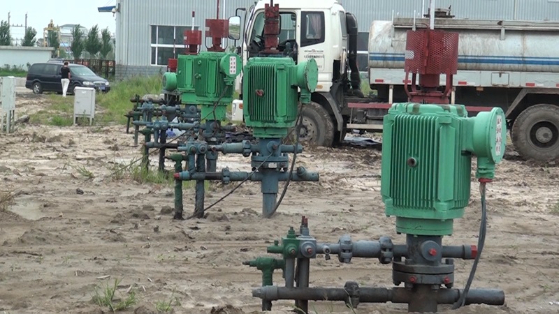 石油開采的應用2.jpg 石油開采的應用2.jpg